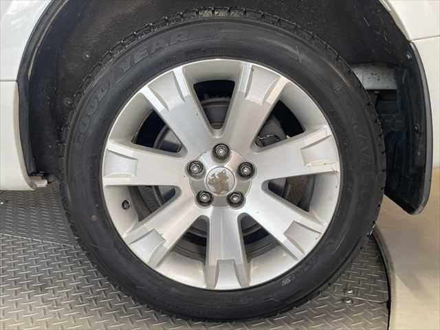 MITSUBISHI DELICA D:5 4WD 2013