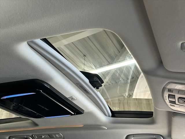 TOYOTA VELLFIRE 2014