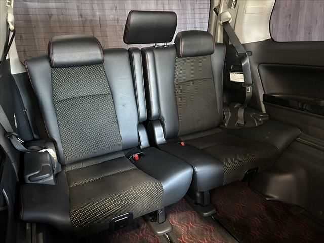 TOYOTA VELLFIRE 2014