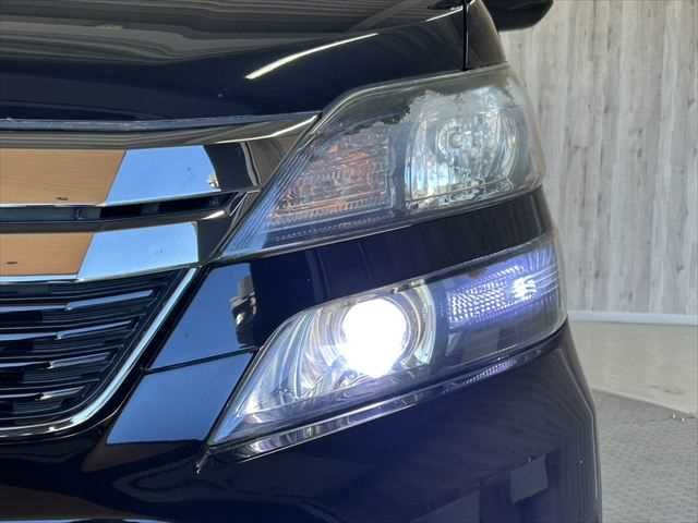 TOYOTA VELLFIRE 2014