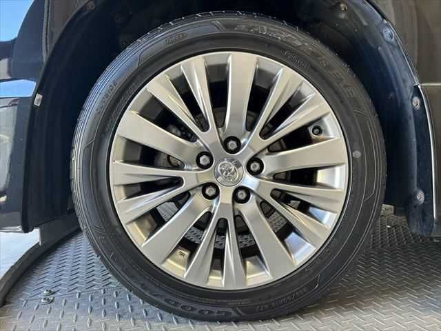 TOYOTA VELLFIRE 2014