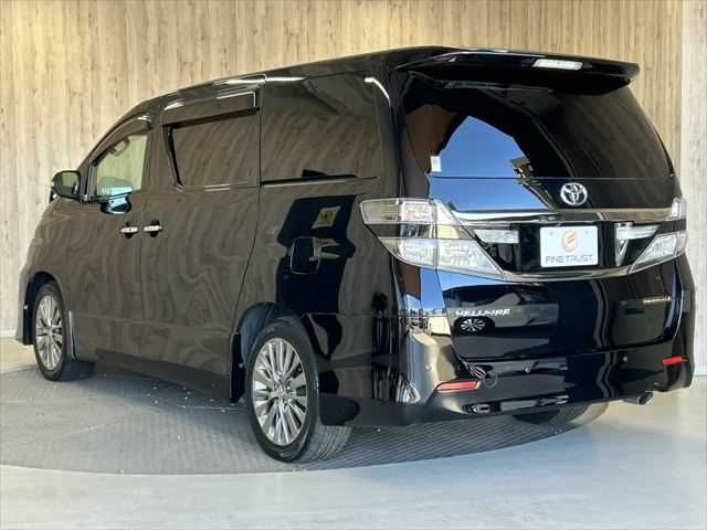 TOYOTA VELLFIRE 2014