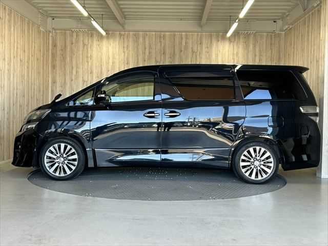TOYOTA VELLFIRE 2014