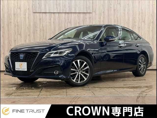 TOYOTA CROWN sedan hybrid 4WD 2018