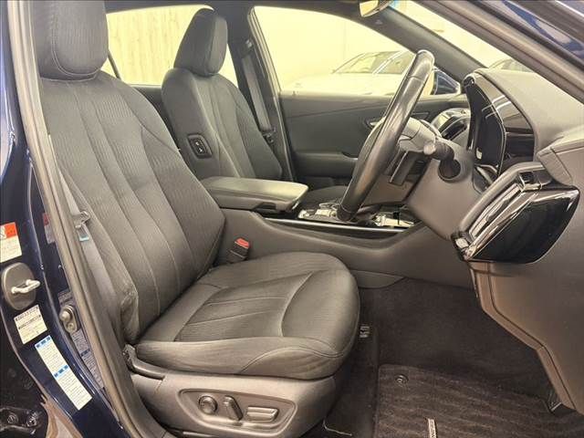 TOYOTA CROWN sedan hybrid 4WD 2018