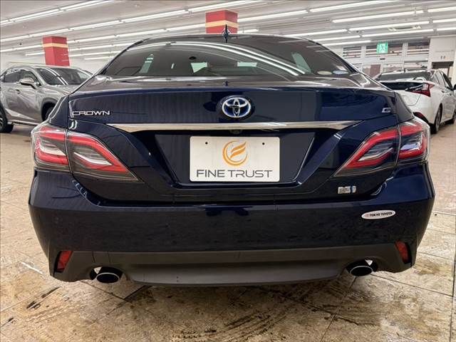 TOYOTA CROWN sedan hybrid 4WD 2018