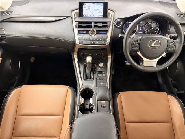 TOYOTA LEXUS NX300h 2014