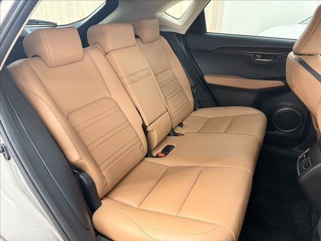 TOYOTA LEXUS NX300h 2014