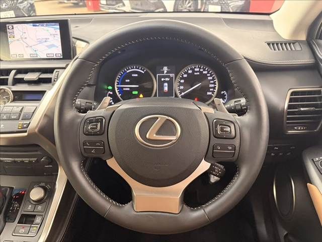TOYOTA LEXUS NX300h 2014