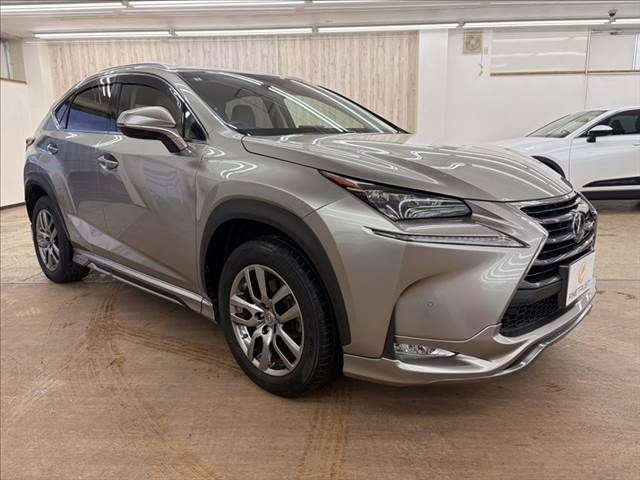 TOYOTA LEXUS NX300h 2014