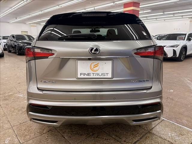 TOYOTA LEXUS NX300h 2014