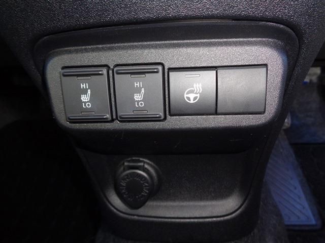 TOYOTA SIENTA HYBRID 2023