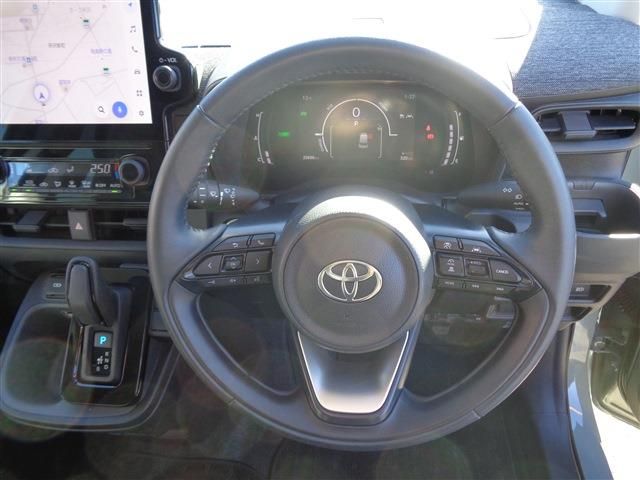 TOYOTA SIENTA HYBRID 2023