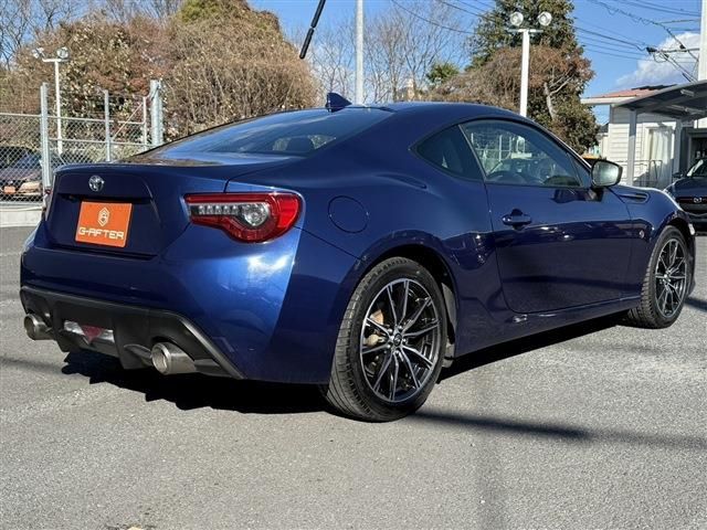 TOYOTA 86 2017