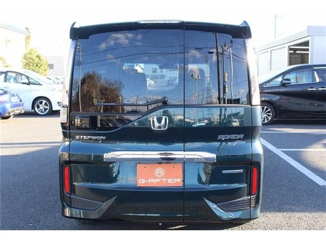 HONDA STEPWAGON SPADA HYBRID 2018