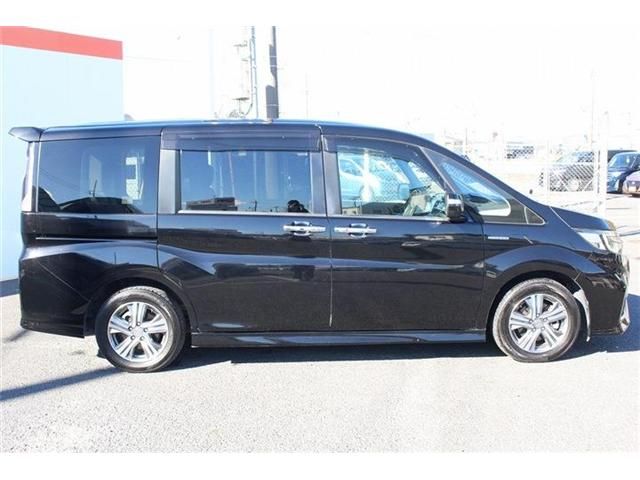 HONDA STEPWAGON e:HEV SPADA 2017