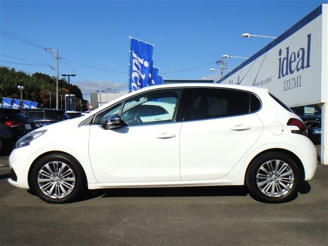 PEUGEOT PEUGEOT 208 2016