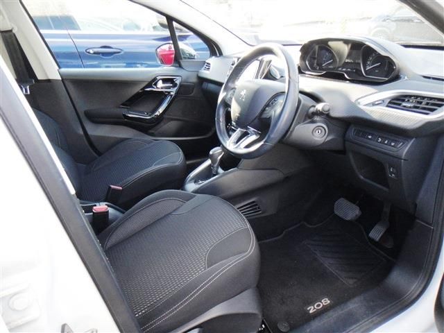 PEUGEOT PEUGEOT 208 2016