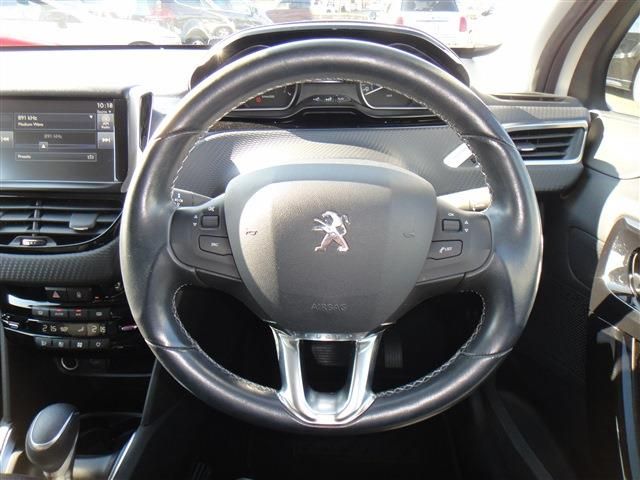 PEUGEOT PEUGEOT 208 2016
