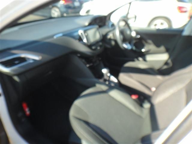 PEUGEOT PEUGEOT 208 2016