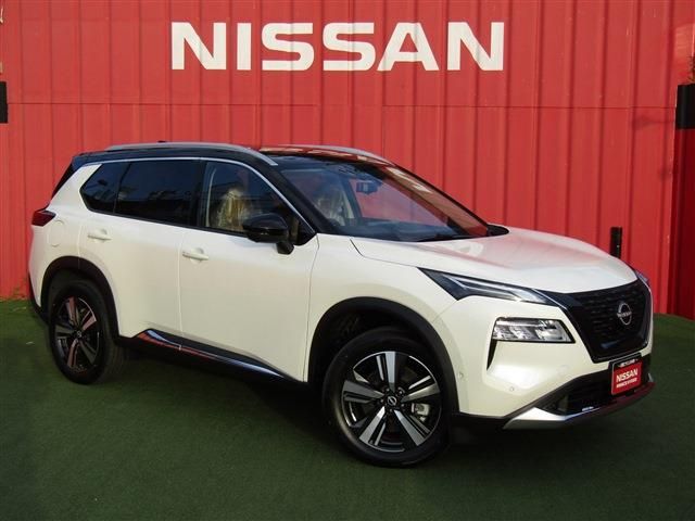NISSAN X-TRAIL HYBRID 4WD 2025