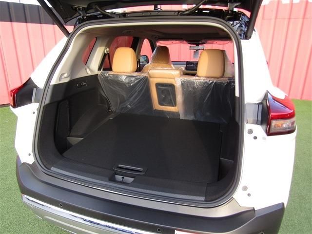 NISSAN X-TRAIL HYBRID 4WD 2025