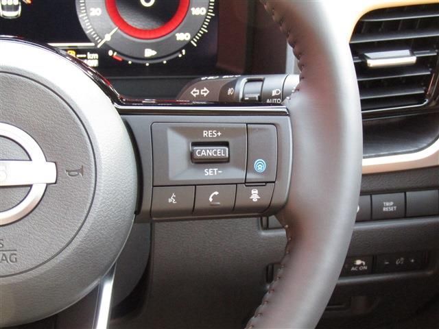 NISSAN X-TRAIL HYBRID 4WD 2025