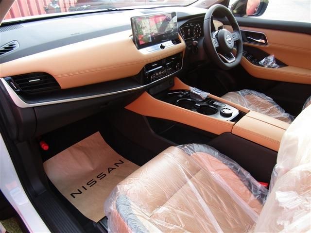 NISSAN X-TRAIL HYBRID 4WD 2025