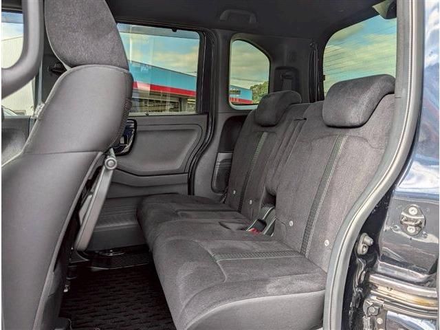 HONDA N BOX CUSTOM 2023