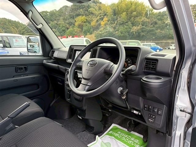 DAIHATSU HIJET deckvan 2019