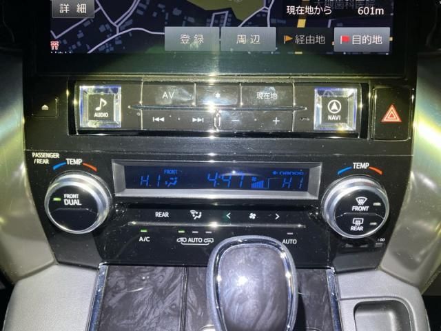 TOYOTA VELLFIRE 2019