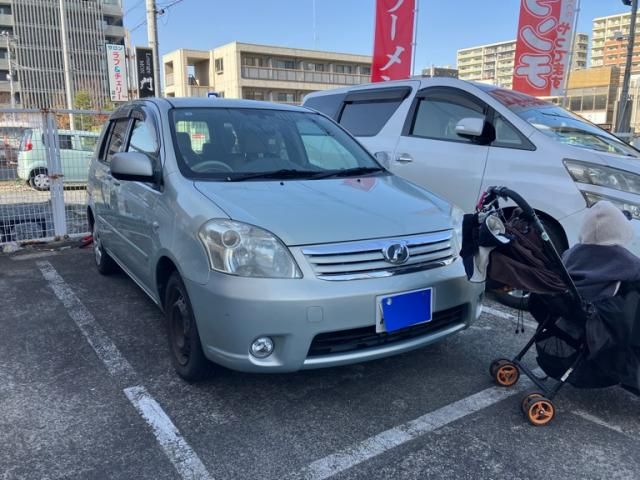 TOYOTA RAUM 2007