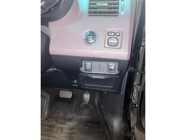 TOYOTA MARK X ZIO 4WD 2008