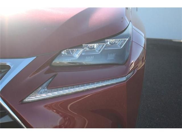 TOYOTA LEXUS NX200t 2016