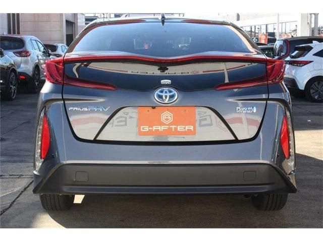 TOYOTA PRIUS PHV 2017