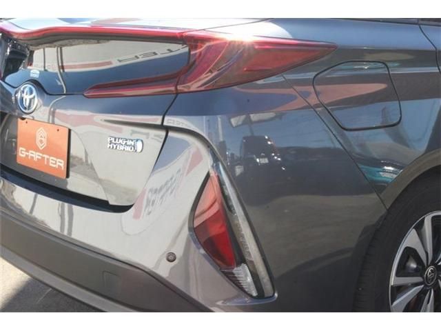 TOYOTA PRIUS PHV 2017