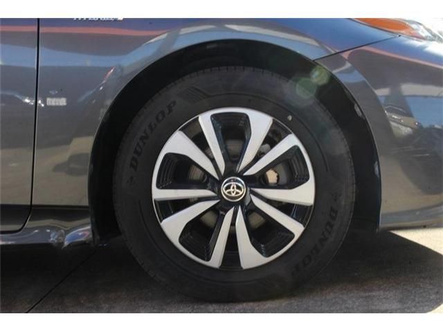 TOYOTA PRIUS PHV 2017