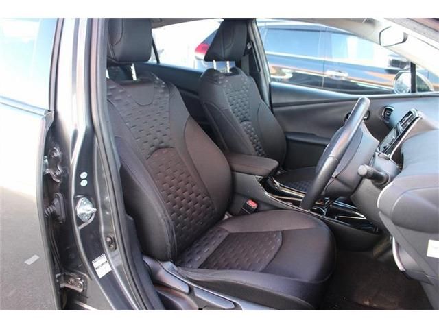 TOYOTA PRIUS PHV 2017