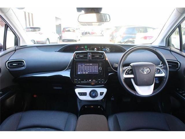 TOYOTA PRIUS PHV 2017