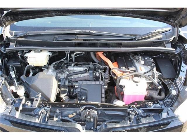 TOYOTA VOXY HYBRID 2019