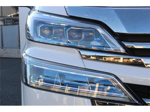 TOYOTA VELLFIRE  HYBRID 4WD 2018