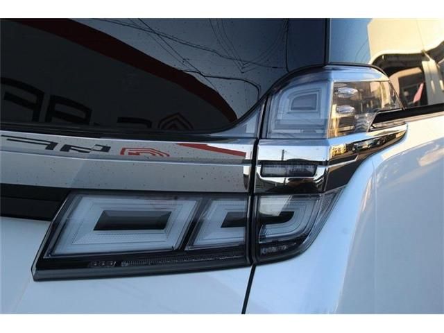 TOYOTA VELLFIRE  HYBRID 4WD 2018