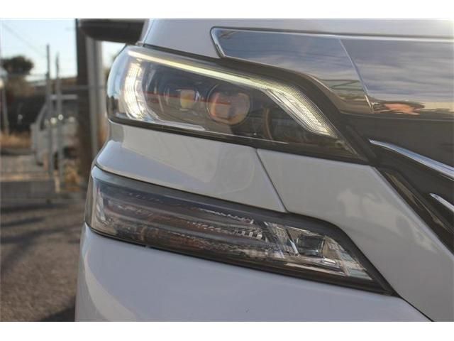 TOYOTA VELLFIRE 2015