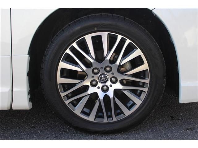 TOYOTA VELLFIRE 2015