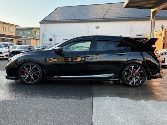 HONDA CIVIC hatchback 2019