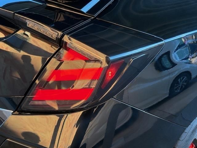 HONDA CIVIC hatchback 2019