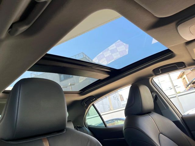 TOYOTA CAMRY HYBRID 2018