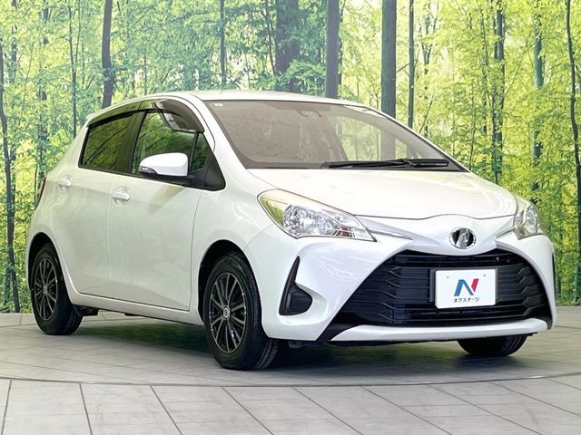TOYOTA VITZ 2017