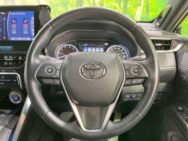 TOYOTA HARRIER 2WD 2022