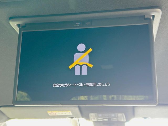 TOYOTA VOXY HYBRID 2025